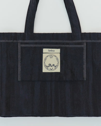 Tote-all, black, cotton–rayon–linen blend, natural texture
