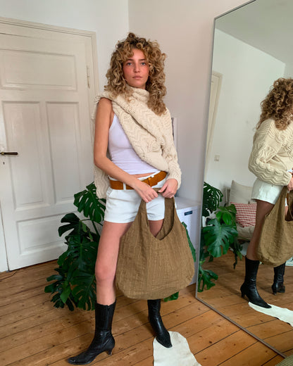 De 001, Shoulder, Hackney Beige Brown.